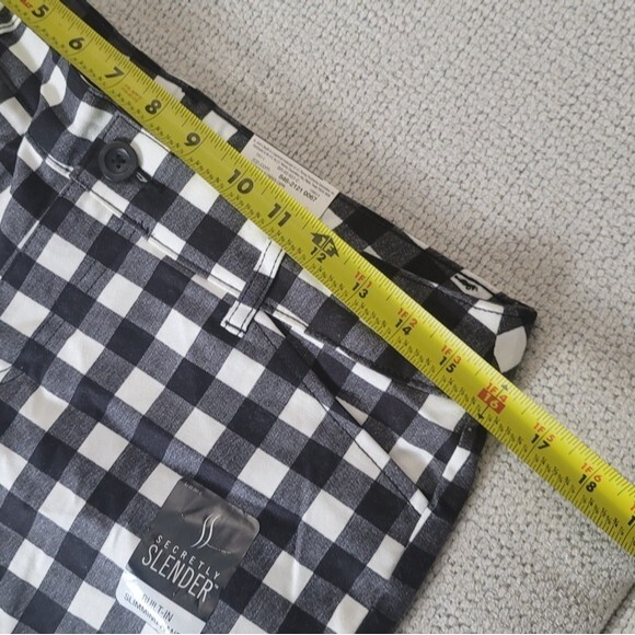 St. John's Bay Buffalo Check Stretch Slimming Fit Capri - Picture 10 of 14